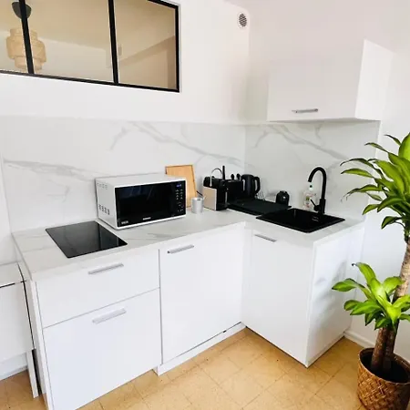 2 Pieces, 8mn A Pied De La Croisette/plage