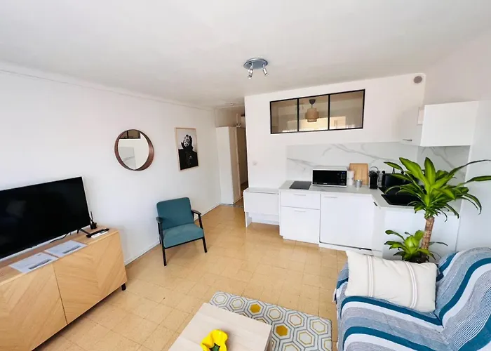 2 Pieces, 8mn A Pied De La Croisette/plage Cannes